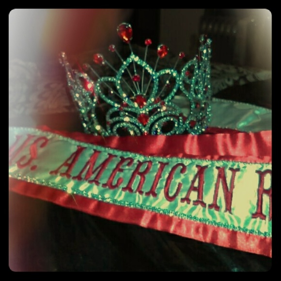 Meet your Posher, Deborha - Picture 1 of 3